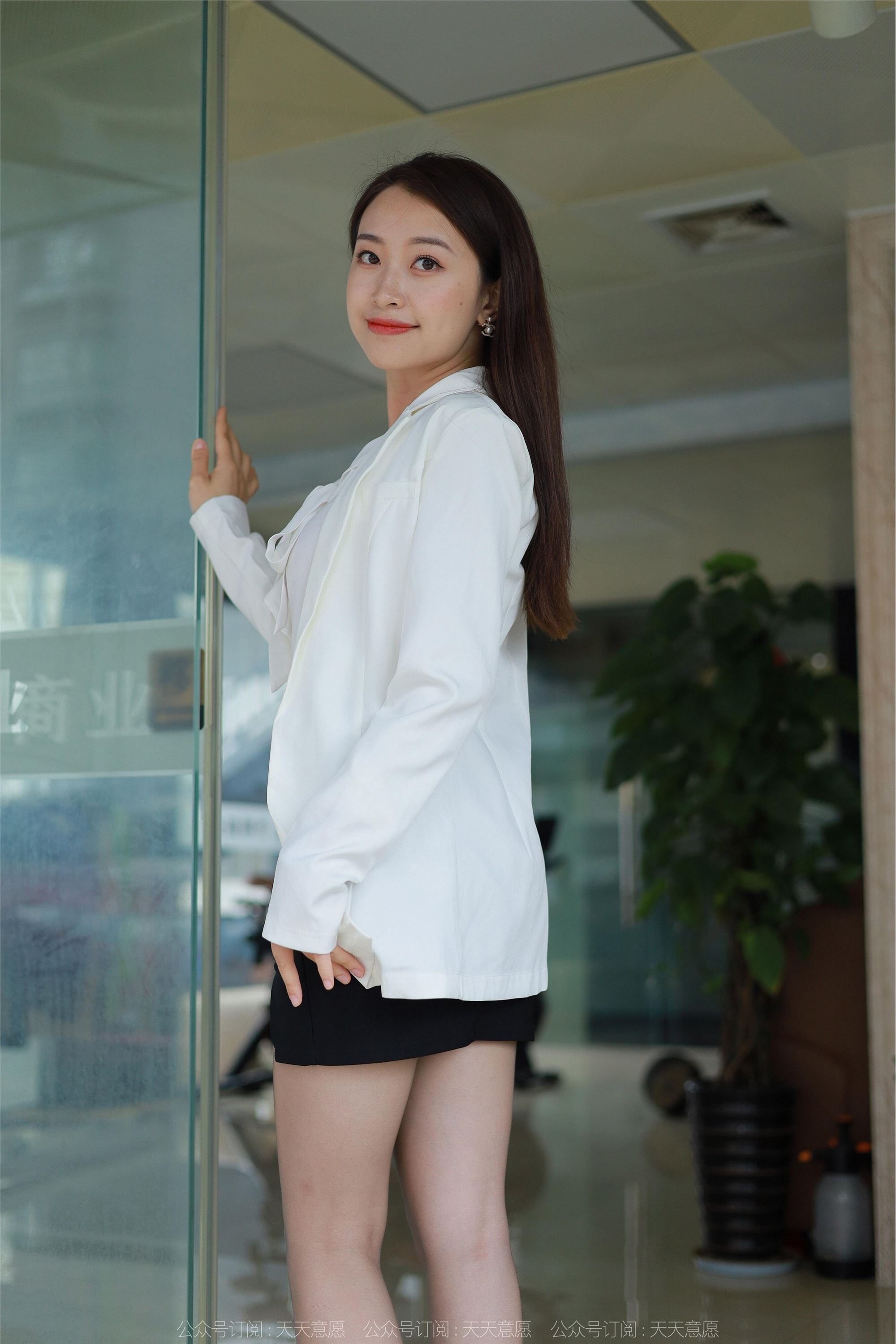 IESS异思趣向 2022.06.11 丝享家 1114：小婕《冷艳嘿丝》